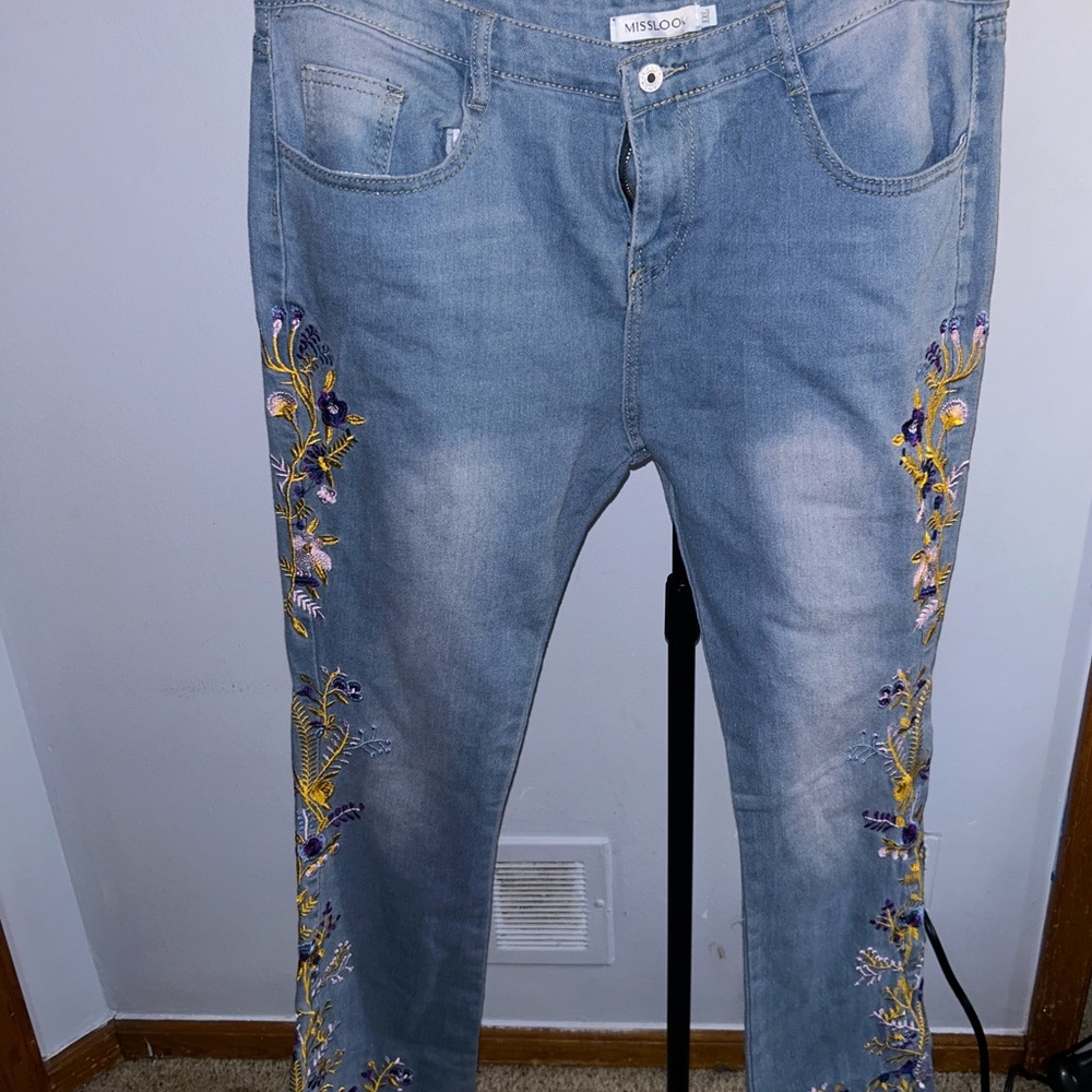MISSLOOK Light Blue Floral Embroidered Skinny Jeans